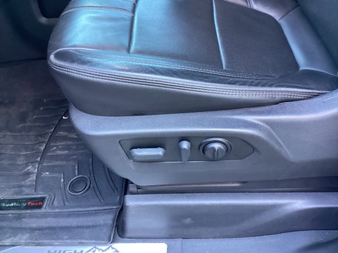 Used 2021 Chevrolet Silverado 1500 High Country w/ Safety Package II image 27