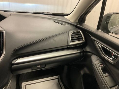 Used 2020 Subaru Forester Premium image 25