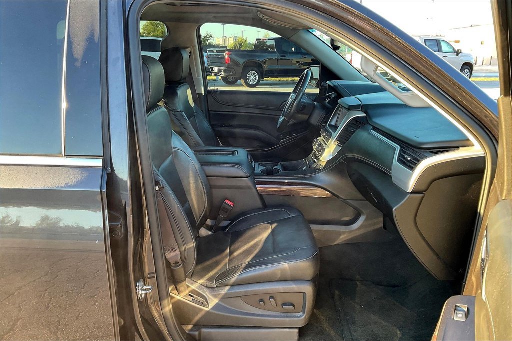 Used 2016 GMC Yukon SLT w/ Open Road Package AWD/4WD image 16