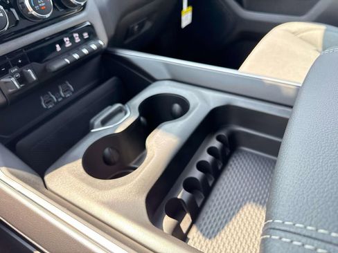 New 2026 RAM 1500 Big Horn AWD/4WD image 22