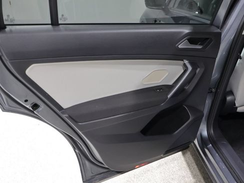 Used 2021 Volkswagen Tiguan S AWD/4WD image 18