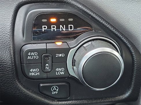 Used 2019 RAM 1500 Big Horn image 29