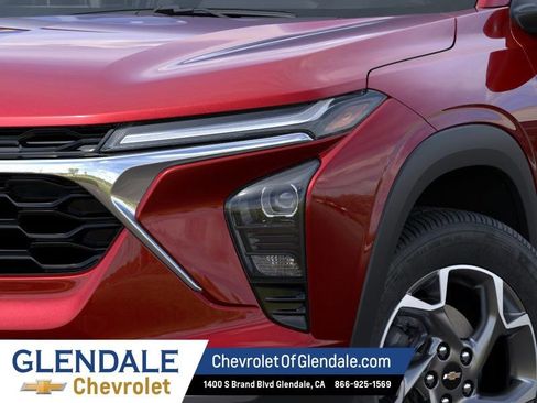 New 2026 Chevrolet Trax LT FWD image 10