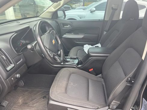 Used 2021 Chevrolet Colorado LT w/ LT Convenience Package RWD image 7