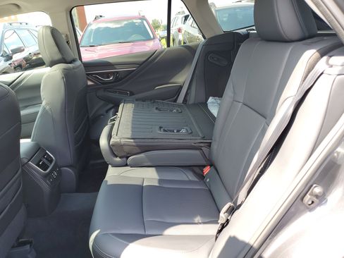 Used 2025 Subaru Outback Limited w/ Popular Package #2 image 9