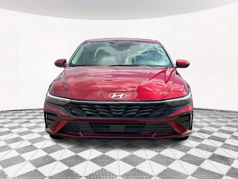 New 2025 Hyundai Elantra SEL image 19