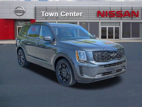 Used 2022 Kia Telluride SX w/ SX Prestige Package AWD/4WD image 2