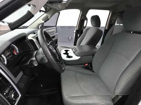 Used 2017 RAM 1500 Classic SLT AWD/4WD image 22