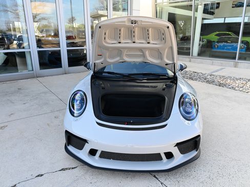 Used 2018 Porsche 911 GT3 image 45