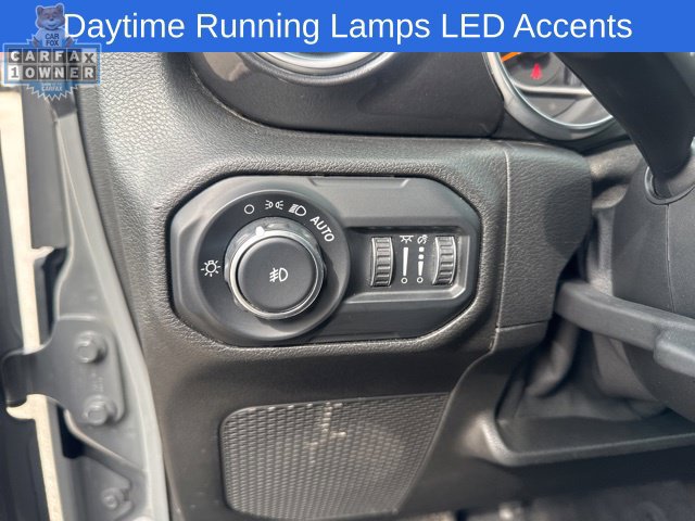 Used 2021 Jeep Wrangler Unlimited Sahara AWD/4WD image 24