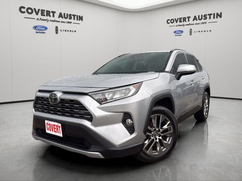 Used 2020 Toyota RAV4 Limited w/ Limited Grade Weather Package FWD image 1