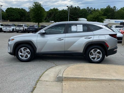 Used 2022 Hyundai Tucson SE w/ Cargo Package FWD image 4