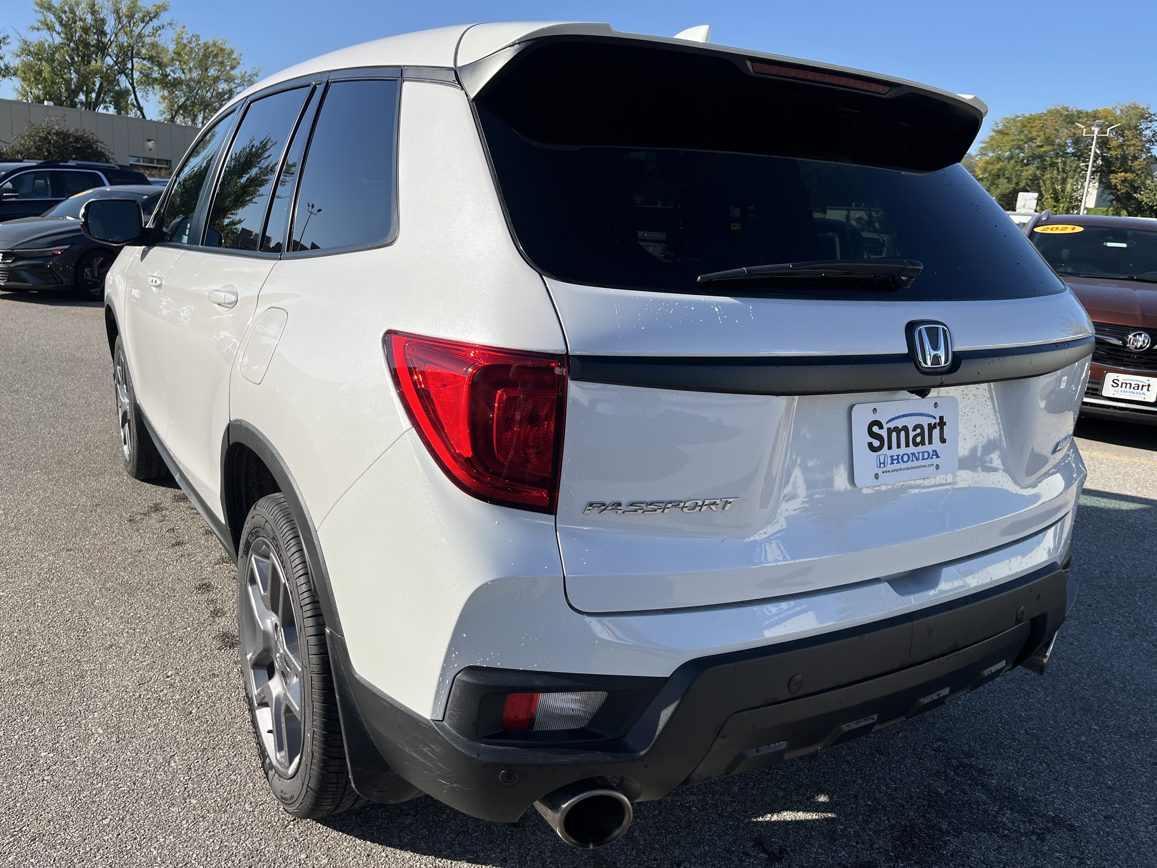 Used 2023 Honda Passport EX-L image 6