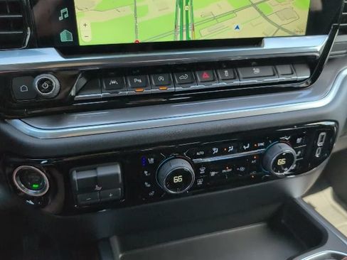 New 2026 Chevrolet Silverado 1500 High Country AWD/4WD image 25