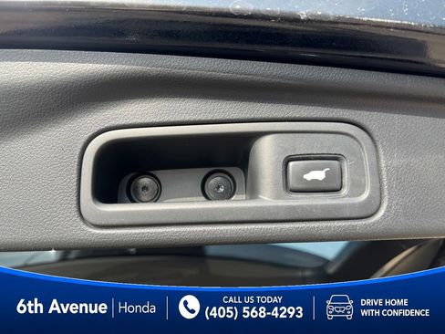 Used 2017 Honda Pilot Elite image 19