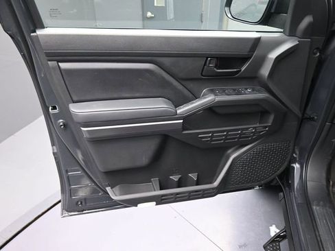 Used 2025 Toyota Tacoma SR5 w/ SR5 Upgrade Package image 20