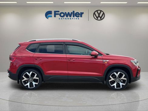 Used 2023 Volkswagen Taos SEL AWD/4WD image 7