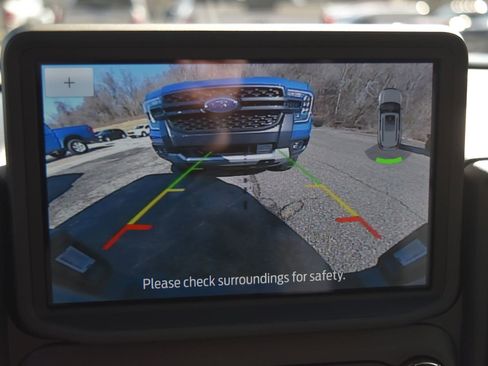 Used 2024 Ford Bronco Sport Outer Banks w/ Tech Package image 25