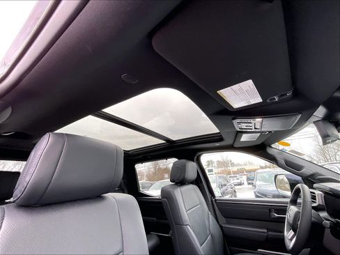 Used 2025 Toyota Tundra Platinum image 22