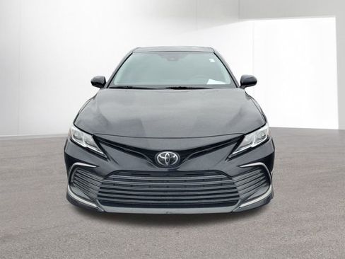 Used 2023 Toyota Camry LE image 16