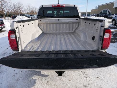 New 2026 GMC Canyon Elevation w/ Convenience Package image 6