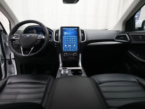 Used 2023 Ford Edge SEL w/ Convenience Package AWD/4WD image 5