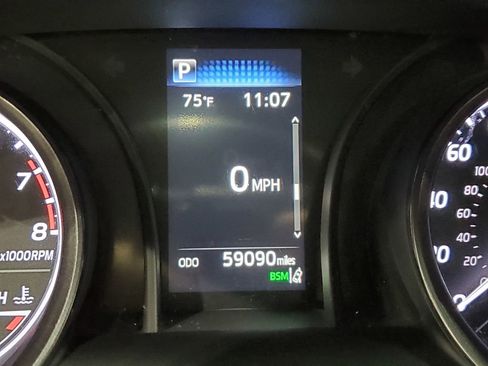 Used 2024 Toyota Camry SE FWD image 34