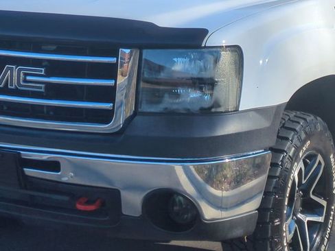 Used 2013 GMC Sierra 1500 W/T image 17