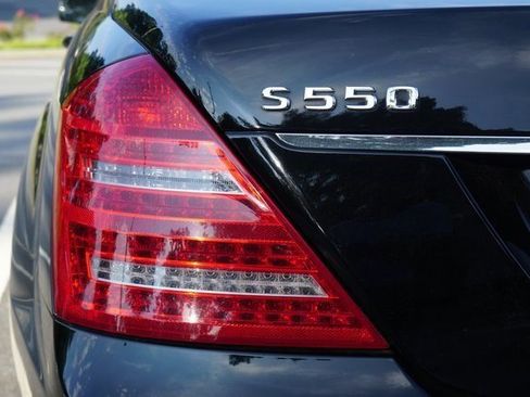 Used 2011 Mercedes-Benz S 550 image 14