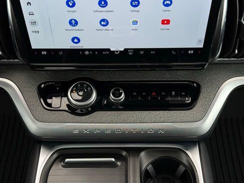 Certified 2025 Ford Expedition Tremor AWD/4WD image 36