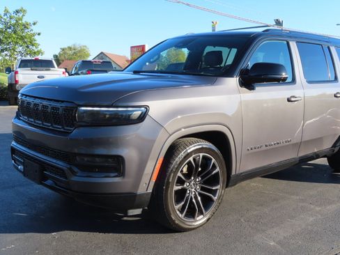 Used 2024 Jeep Grand Wagoneer L Series II w/ Quick Order Packagew 28T image 10