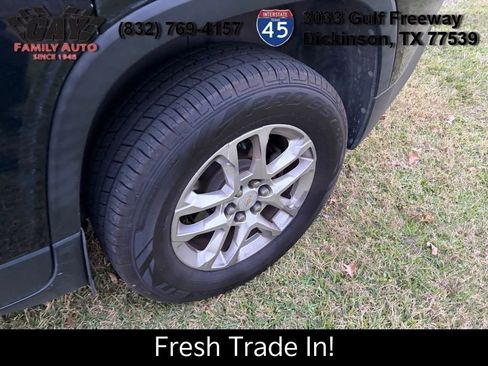 Used 2019 Chevrolet Traverse LS image 2