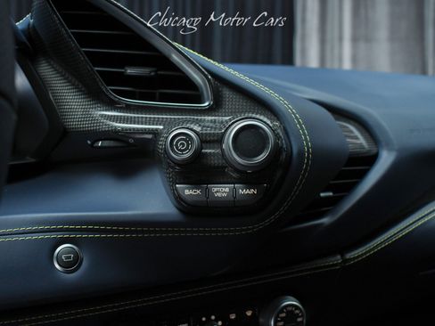 Used 2018 Ferrari 488 GTB RWD image 16