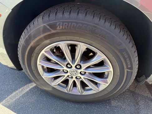 Used 2023 Buick Enclave Essence w/ Sound and Sites Package FWD image 5