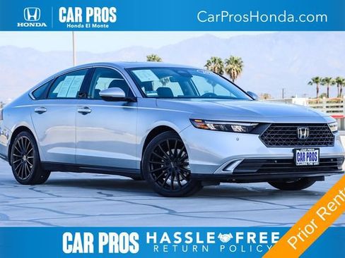 Used 2025 Honda Accord Touring image 1
