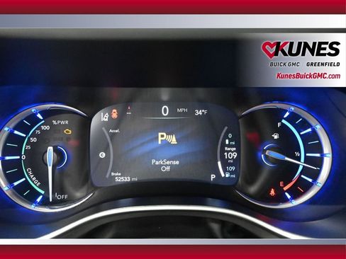 Used 2024 Chrysler Pacifica Select FWD image 34