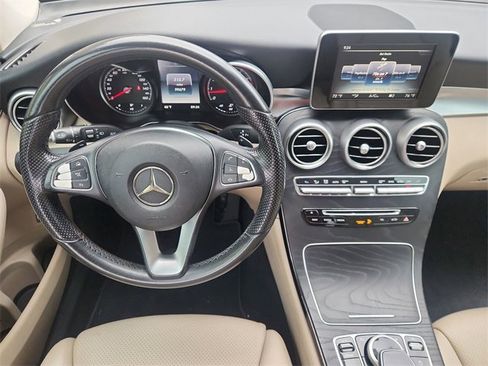 Used 2017 Mercedes-Benz GLC 300 image 11