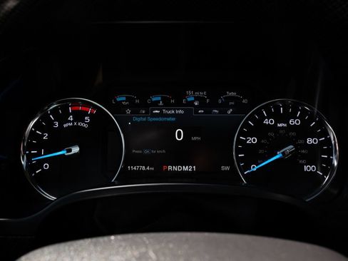 Used 2019 Ford F250 Lariat w/ Lariat Ultimate Package AWD/4WD image 18