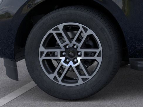 New 2025 Ford Expedition Active image 19