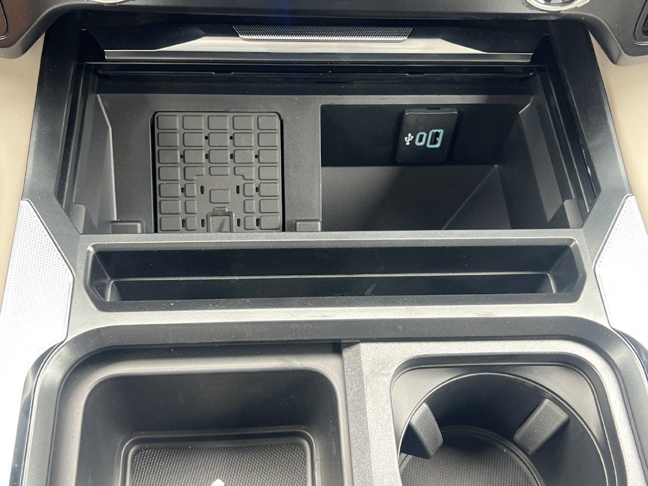 New 2026 Ford F450 Platinum w/ Platinum Plus Package AWD/4WD image 8