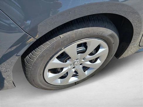 Used 2025 Toyota Corolla LE image 11