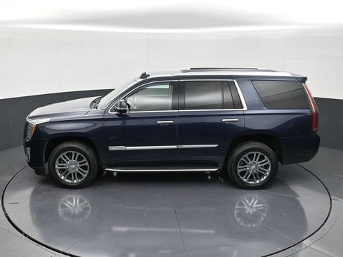 Used 2020 Cadillac Escalade 2WD image 13
