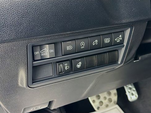 New 2026 Toyota Tundra SR5 AWD/4WD image 17
