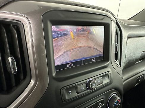 Used 2022 Chevrolet Silverado 1500 Custom image 20