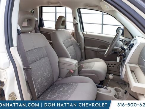 Used 2007 Chrysler PT Cruiser Touring FWD image 17