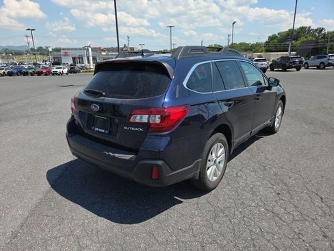 Used 2018 Subaru Outback 2.5i Premium AWD/4WD image 4