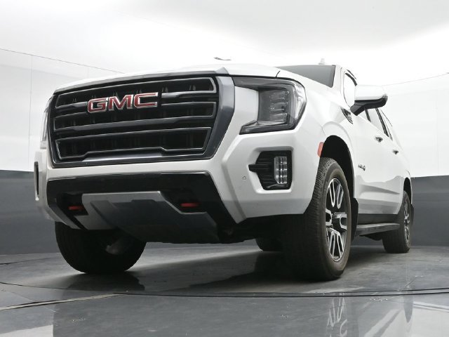 Used 2023 GMC Yukon XL AT4 AWD/4WD image 12