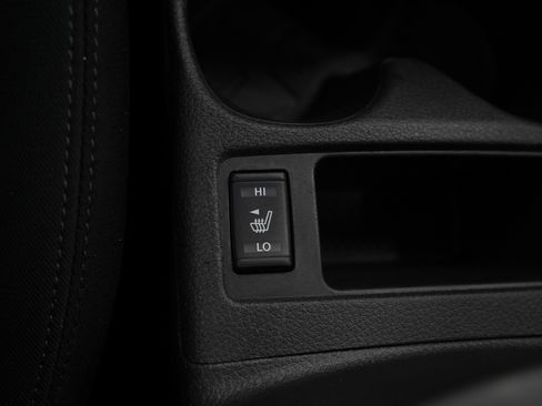 Used 2017 Nissan Rogue SL image 24