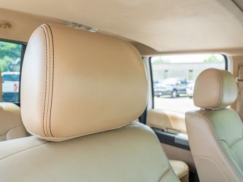 Used 2014 Ford F250 Lariat w/ Lariat Ultimate Package AWD/4WD image 46