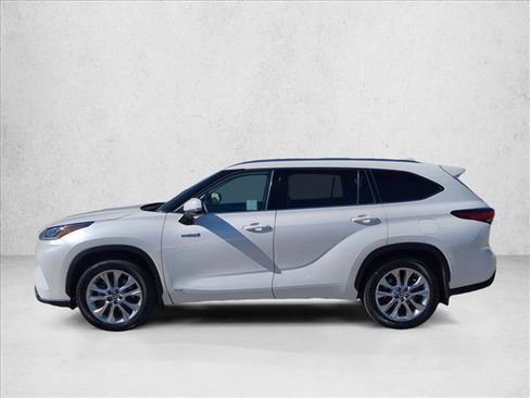 Certified 2020 Toyota Highlander Limited image 9